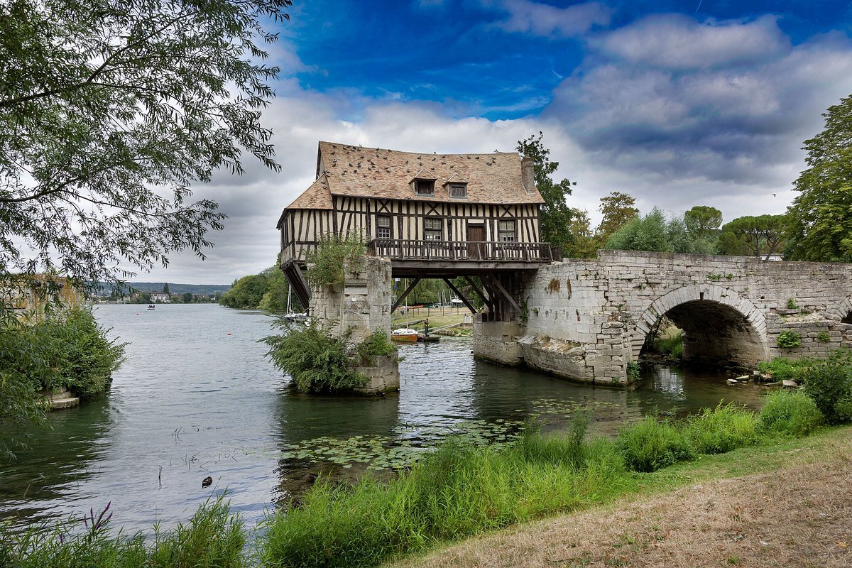 🏛️ 베르농 옛 방앗간 (르 비외 물랭 드 베르농)